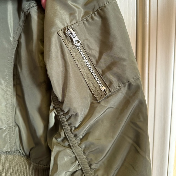 H&M Olive Green Front Zip Crop Bomber Jacket - Picture 3 of 12
